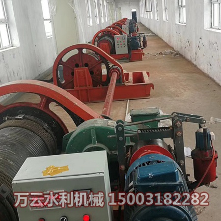 卷揚啟閉機(jī) (20)