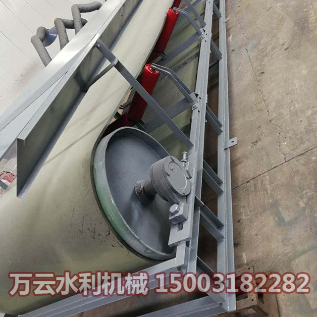 清污機(jī)輸送機(jī)  