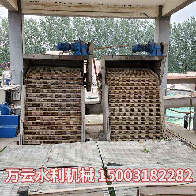 耙齒式格柵除污機(jī) (1)