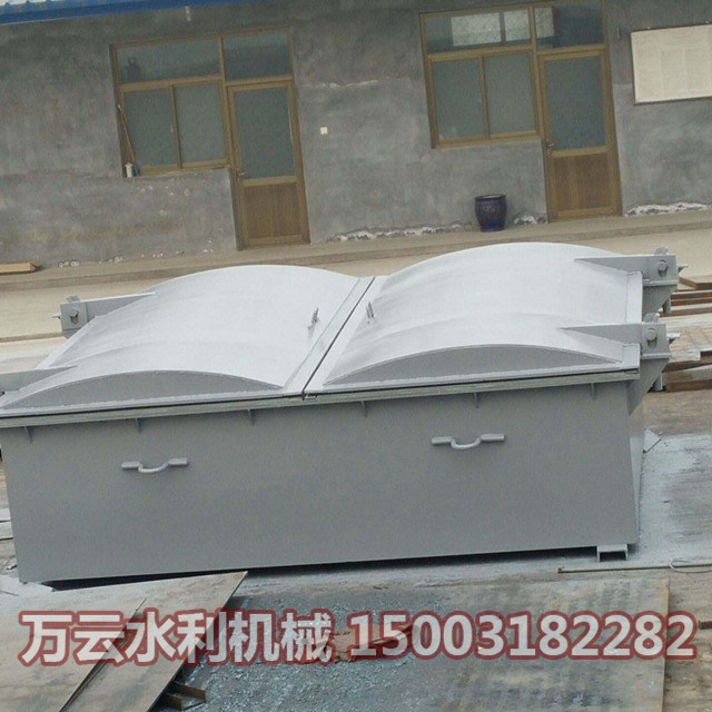 拍門  